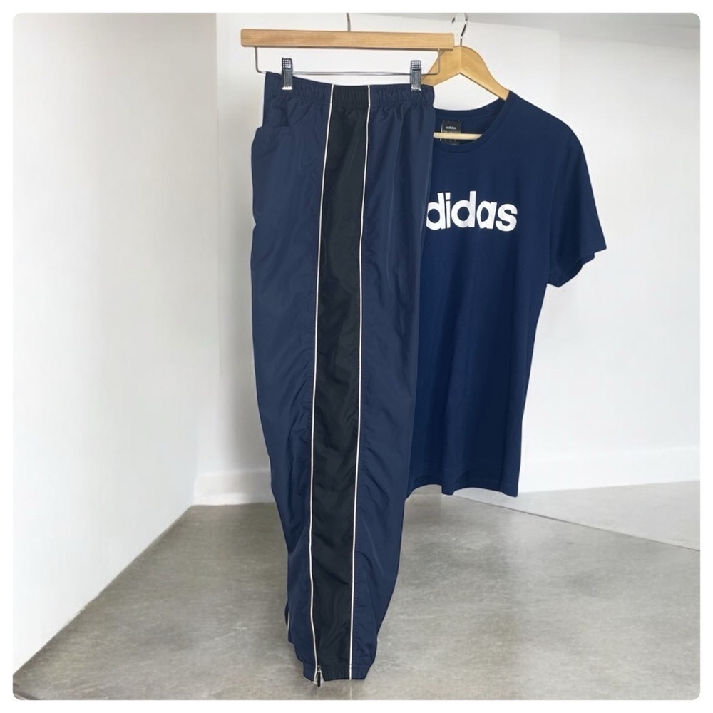 Vintage Y2K Reebok Men's Navy and Black Joggers-tracksuits XL